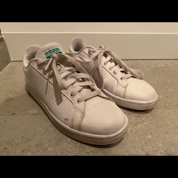 Adidas White Sneakers Women 10/Men 8.5 - Picture 4 of 4